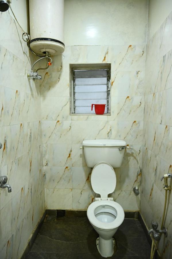 Hotel Komala Vilas โกลกาตา ภายนอก รูปภาพ
