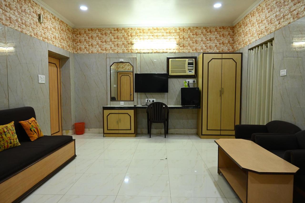 Hotel Komala Vilas โกลกาตา ภายนอก รูปภาพ